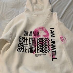 Call her daddy Hoodie